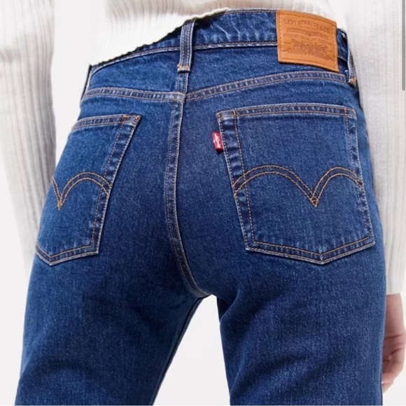 Levi’s Premium Wedgie Straight Below The Belt Raw Hem Button Fly Ankle Jeans 24 - Picture 2 of 16